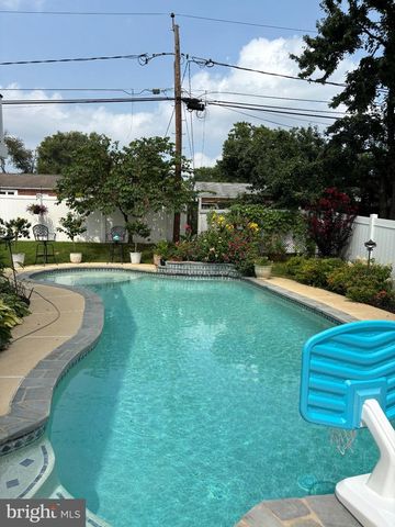 1318 MEADOWVALE RD, Glen Burnie, MD 21060