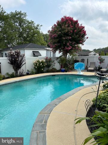 1318 MEADOWVALE RD, Glen Burnie, MD 21060