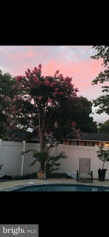 1318 MEADOWVALE RD, Glen Burnie, MD 21060