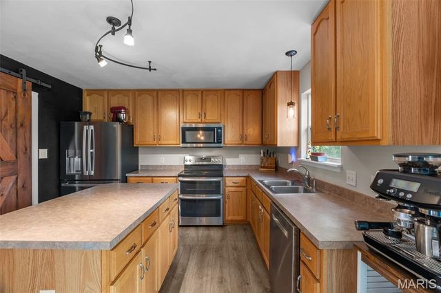 24 Hickory Court, Arnold, MO 63010
