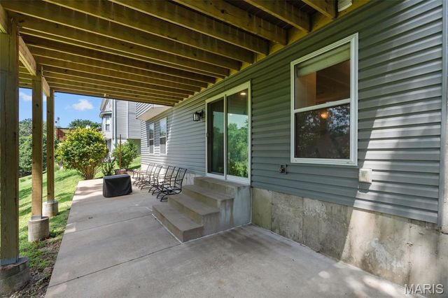 24 Hickory Court, Arnold, MO 63010