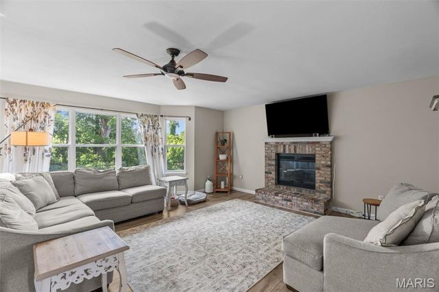 24 Hickory Court, Arnold, MO 63010