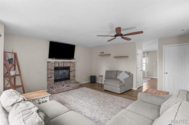 24 Hickory Court, Arnold, MO 63010