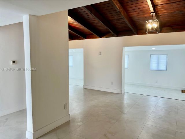 601 NW 198th St, Miami Gardens, FL 33169