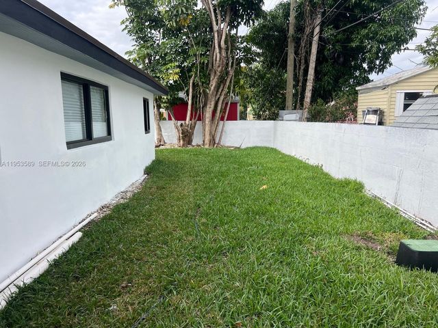 601 NW 198th St, Miami Gardens, FL 33169