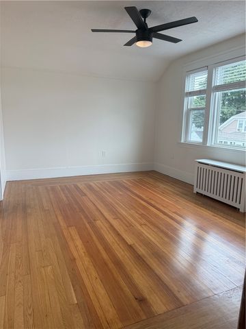 29 Alfred Street, Pawtucket, RI 02861