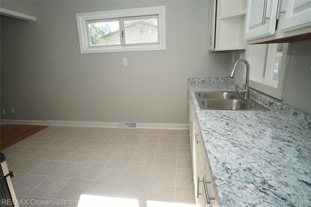 46026 Traskos Street, Sumpter Township, MI 48111