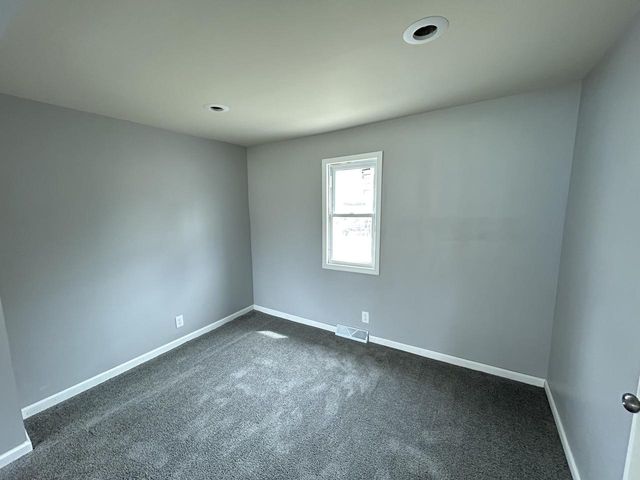 6082 N 36th STREET, Milwaukee, WI 53209