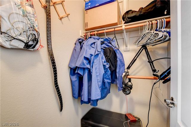 3637 Inverness Grove Avenue, North Las Vegas, NV 89081