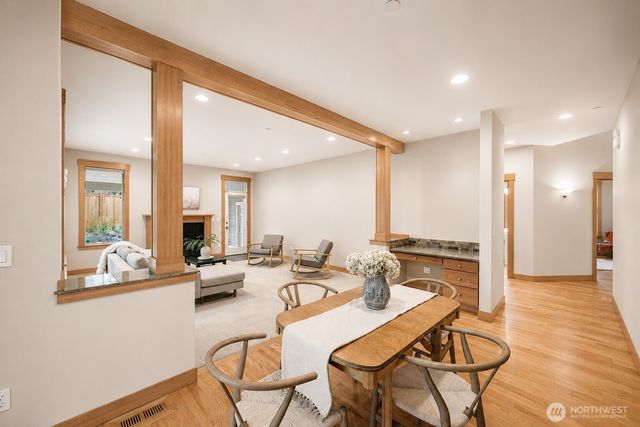 18520 26th Avenue NE, Lake Forest Park, WA 98155