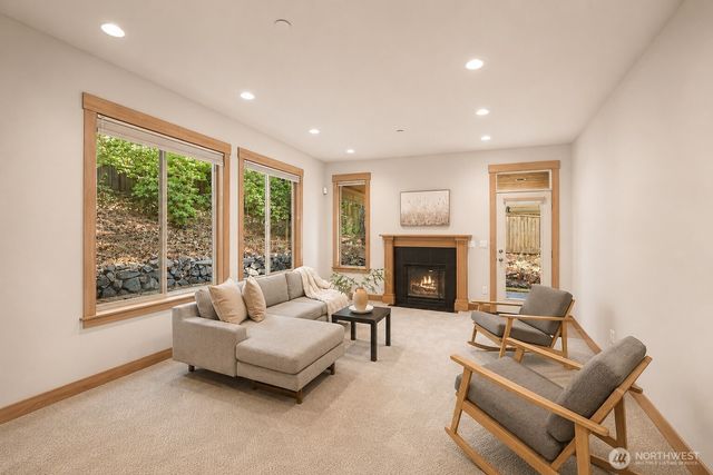 18520 26th Avenue NE, Lake Forest Park, WA 98155