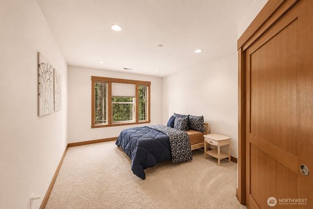 18520 26th Avenue NE, Lake Forest Park, WA 98155