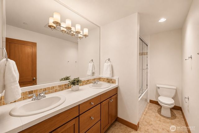 18520 26th Avenue NE, Lake Forest Park, WA 98155