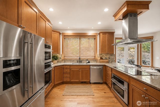 18520 26th Avenue NE, Lake Forest Park, WA 98155