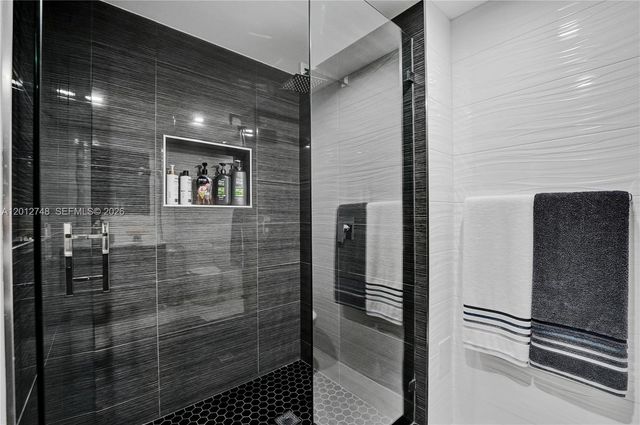 20281 E Country Club Dr PH14, Aventura, FL 33180