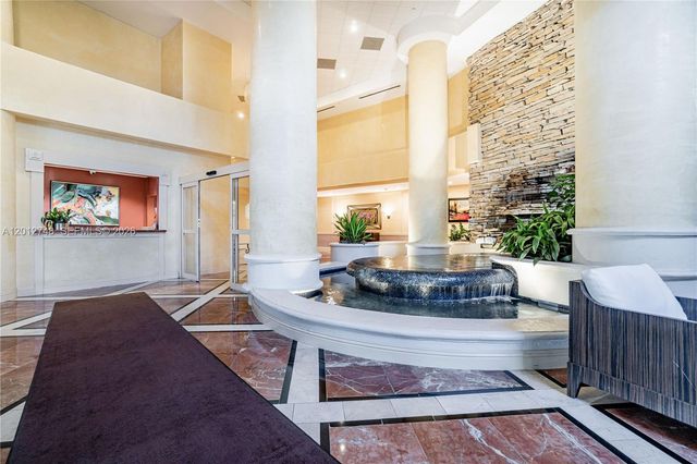 20281 E Country Club Dr PH14, Aventura, FL 33180