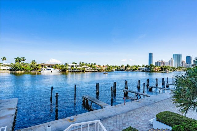 20281 E Country Club Dr PH14, Aventura, FL 33180
