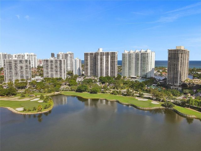 20281 E Country Club Dr PH14, Aventura, FL 33180
