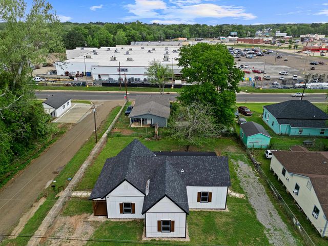 106 Maulding St., Marshall, TX 75670
