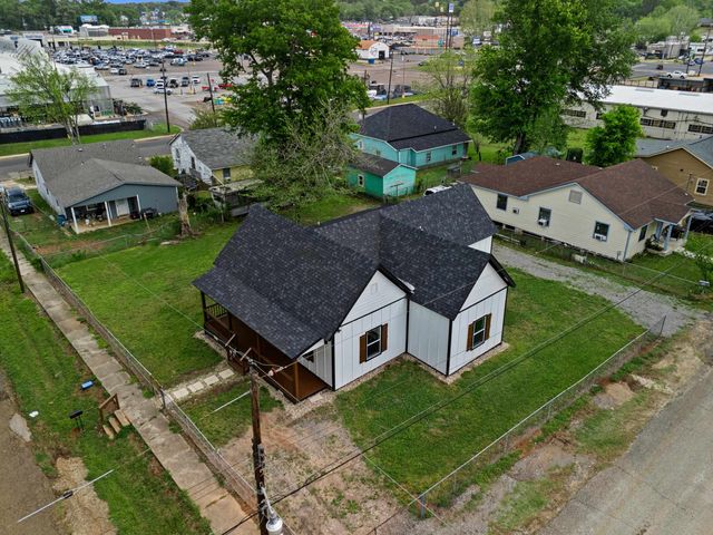 106 Maulding St., Marshall, TX 75670