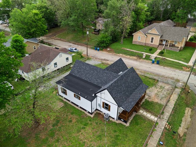106 Maulding St., Marshall, TX 75670