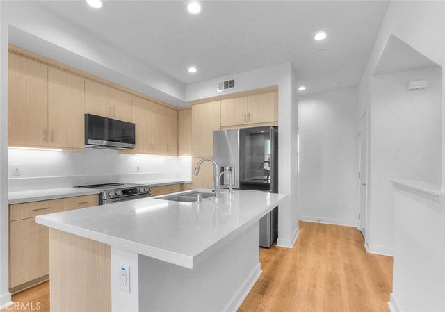 149 N 1st Avenue, Upland, CA 91786