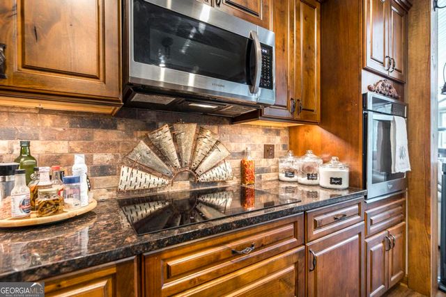 551 Felton Wood Road, Byron, GA 31008