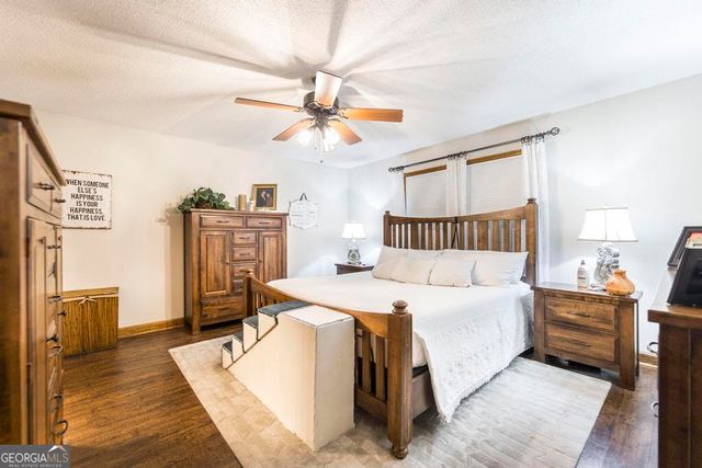 551 Felton Wood Road, Byron, GA 31008