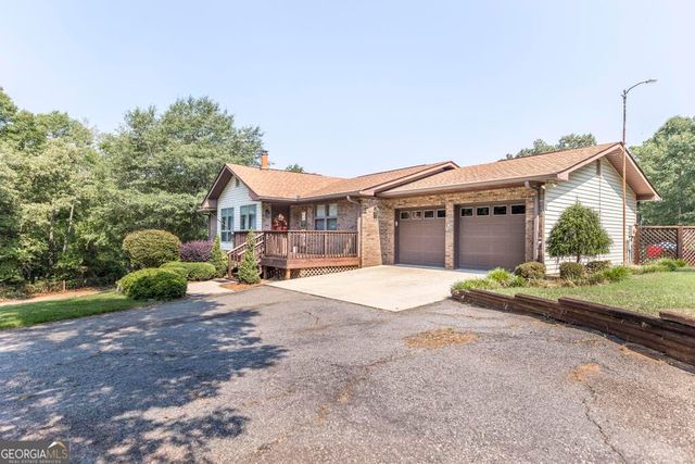 551 Felton Wood Road, Byron, GA 31008