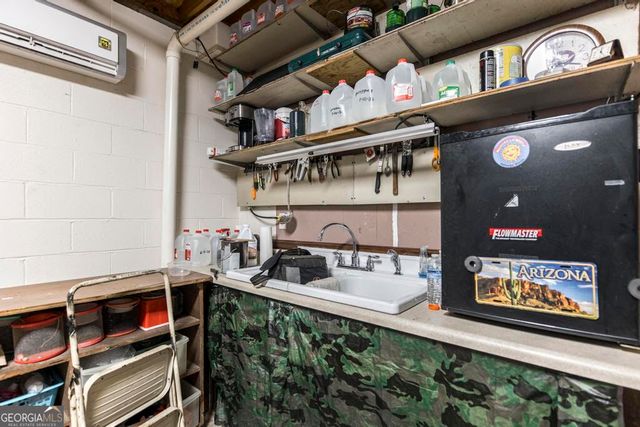 551 Felton Wood Road, Byron, GA 31008