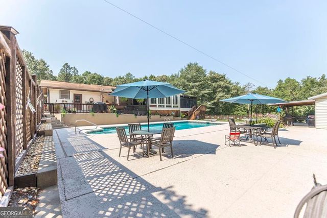 551 Felton Wood Road, Byron, GA 31008