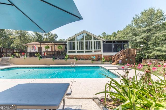 551 Felton Wood Road, Byron, GA 31008