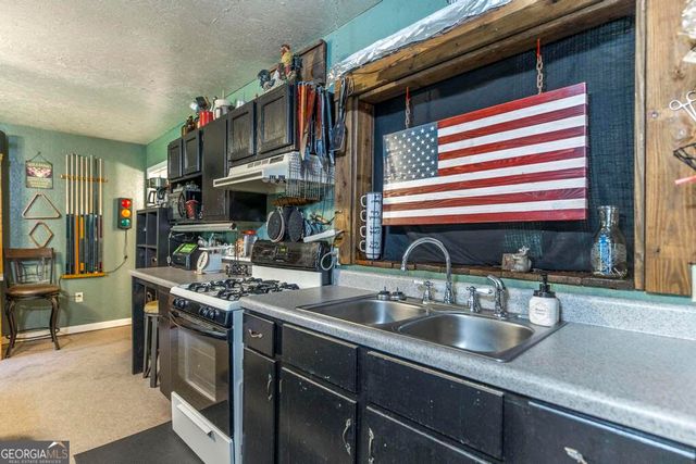 551 Felton Wood Road, Byron, GA 31008