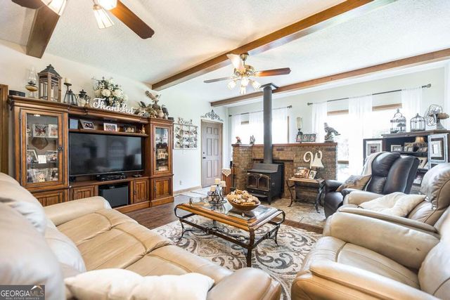 551 Felton Wood Road, Byron, GA 31008