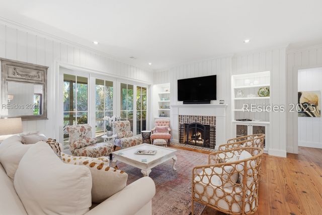 8 Cobalt Ln, Bluffton, SC 29910