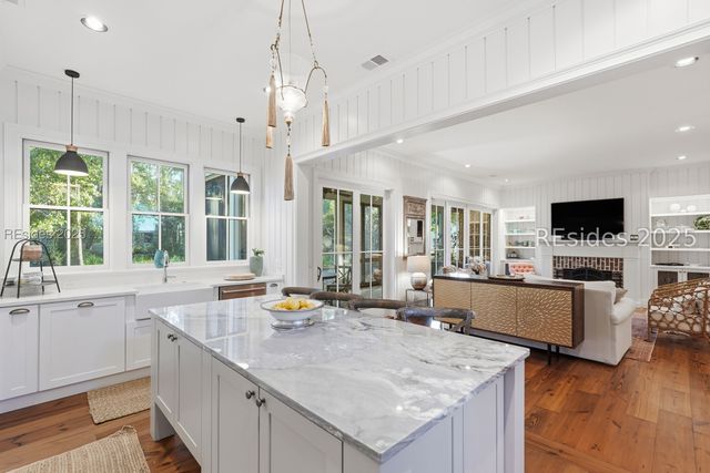 8 Cobalt Ln, Bluffton, SC 29910