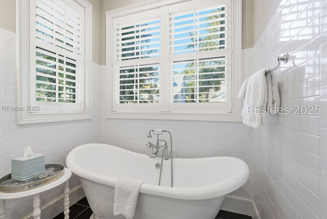 8 Cobalt Ln, Bluffton, SC 29910