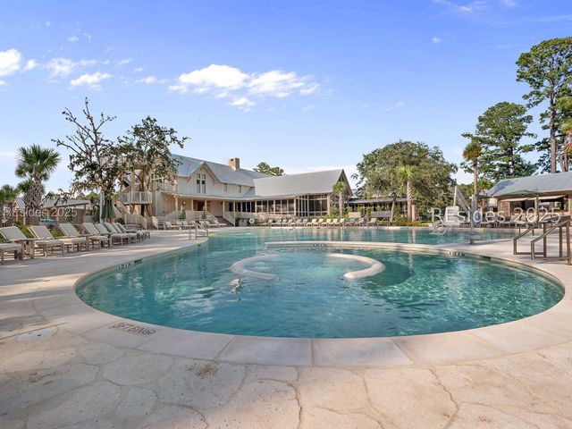 8 Cobalt Ln, Bluffton, SC 29910