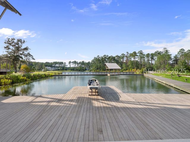 8 Cobalt Ln, Bluffton, SC 29910