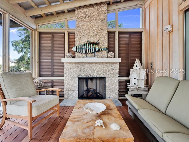 8 Cobalt Ln, Bluffton, SC 29910