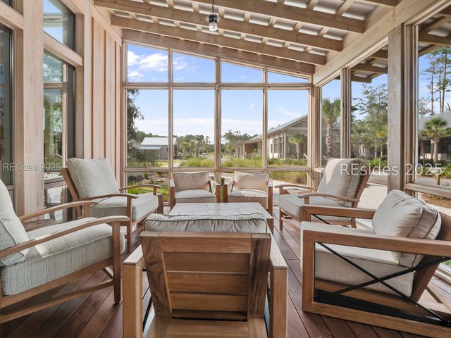 8 Cobalt Ln, Bluffton, SC 29910