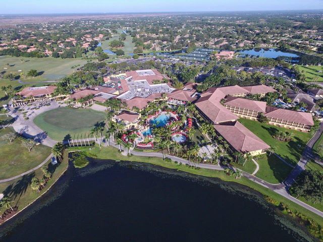 108 Eagleton Lane, Palm Beach Gardens, FL 33418