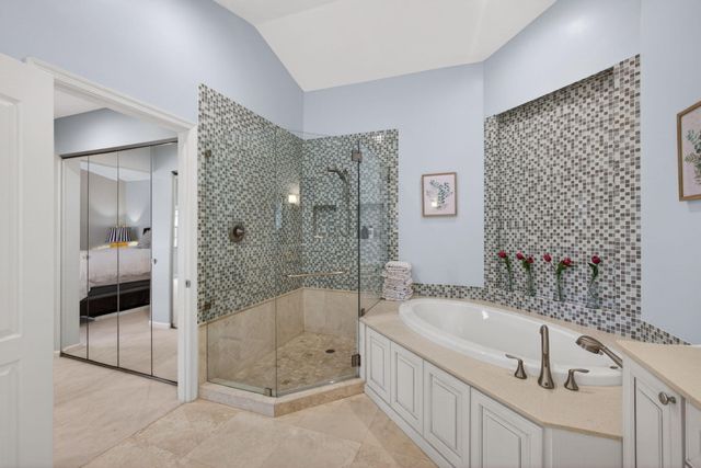 108 Eagleton Lane, Palm Beach Gardens, FL 33418