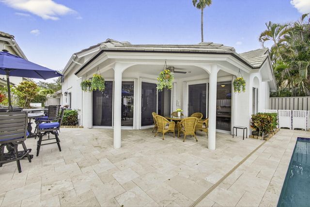 108 Eagleton Lane, Palm Beach Gardens, FL 33418