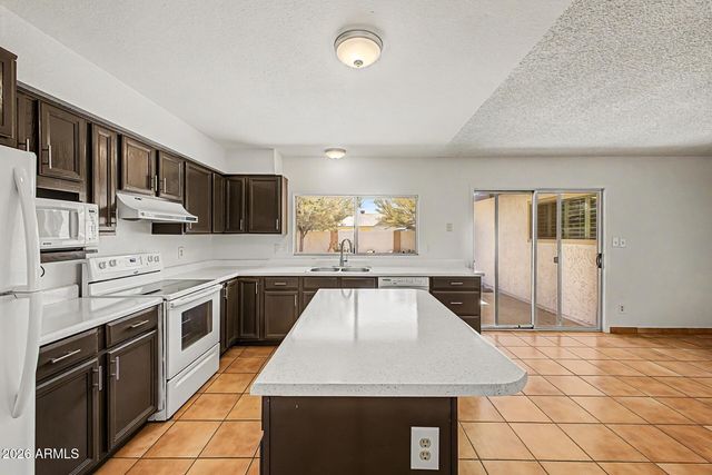8689 E ROOSEVELT Circle, Scottsdale, AZ 85257