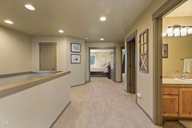 21183 Ritz Place, Bend, OR 97702