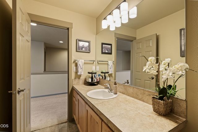 21183 Ritz Place, Bend, OR 97702