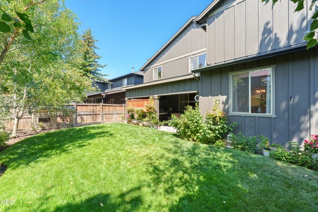 21183 Ritz Place, Bend, OR 97702