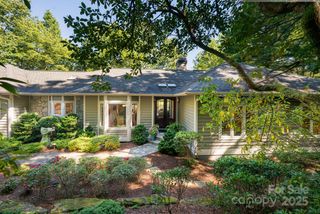 175 Old Hillside Lane, Flat Rock, NC 28731