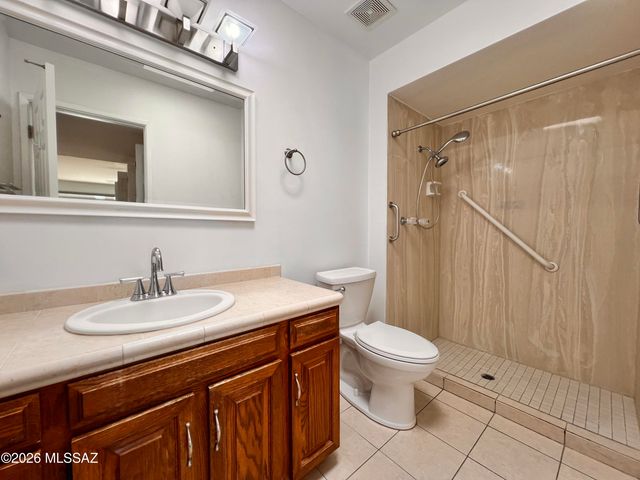 5526 N Arroyo Grande Drive, Tucson, AZ 85718